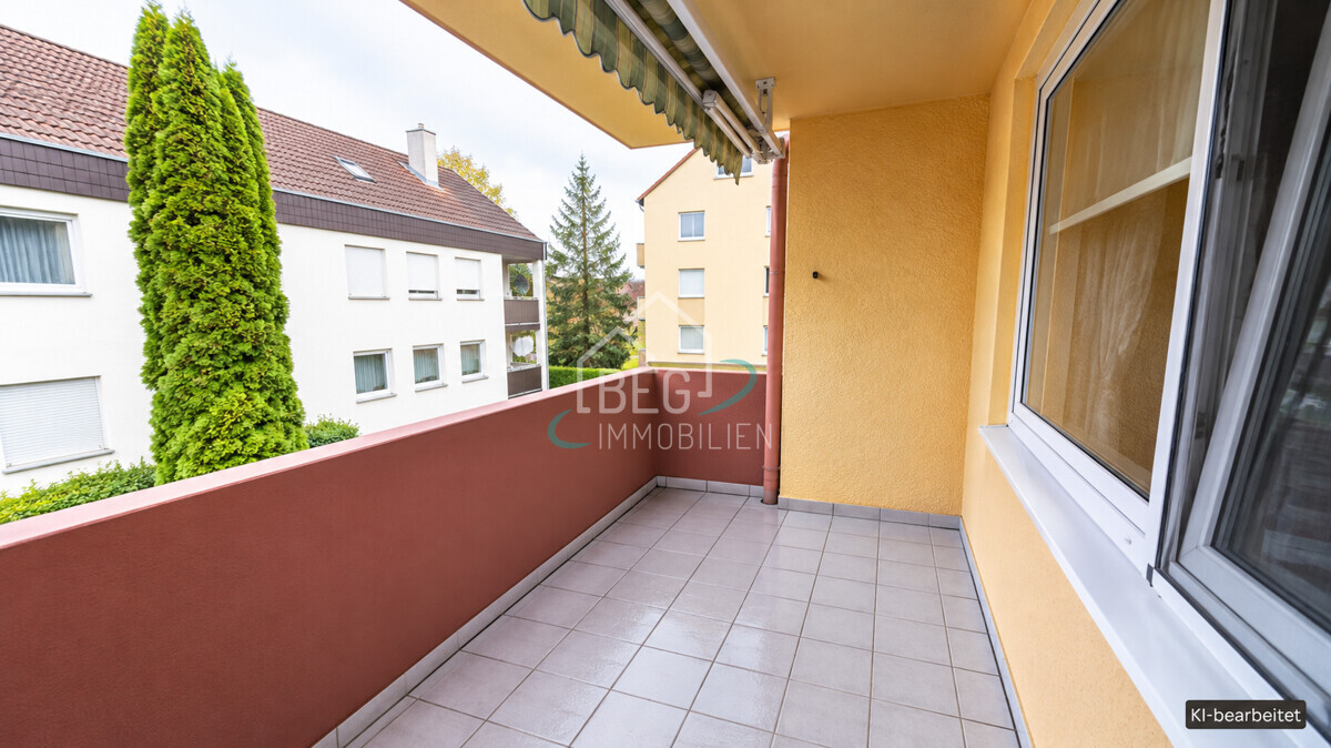 Balkon KI-bearbeitet