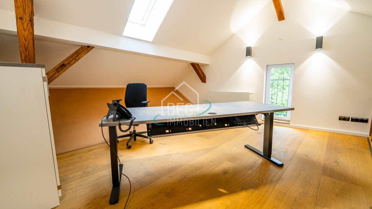 Büro 2. OG