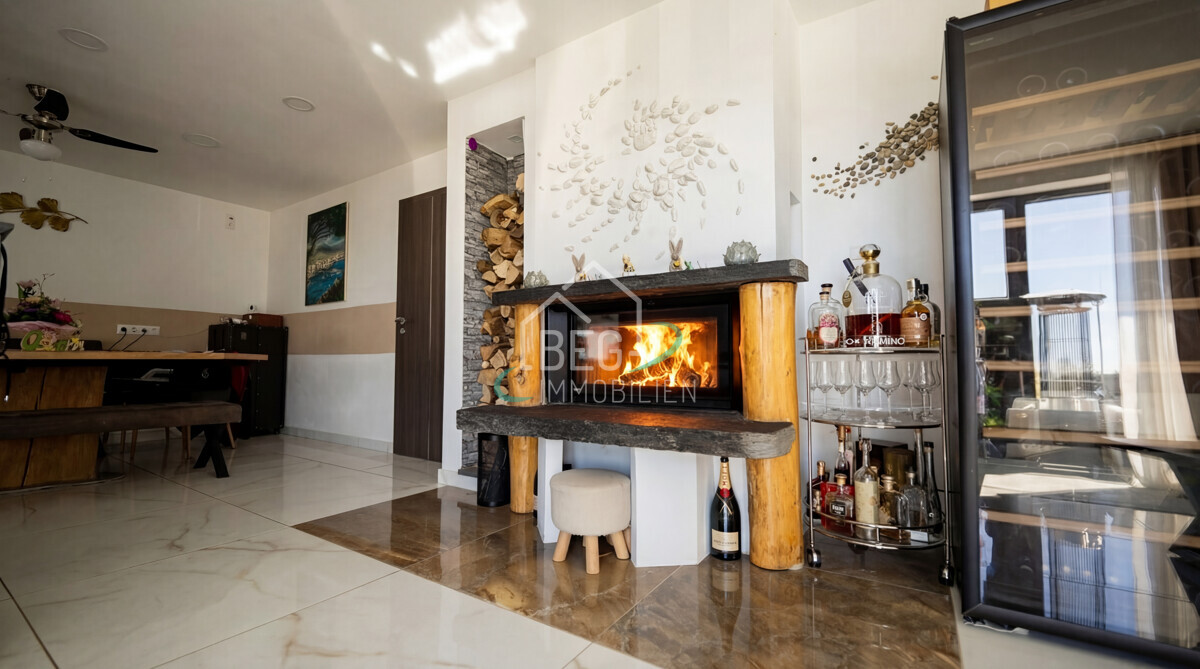 Tunnelkamin Wohn-/Esszimmer