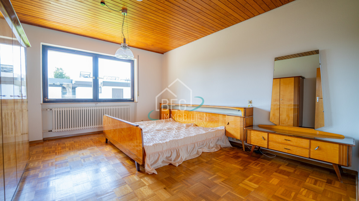 Elternschlafzimmer EG