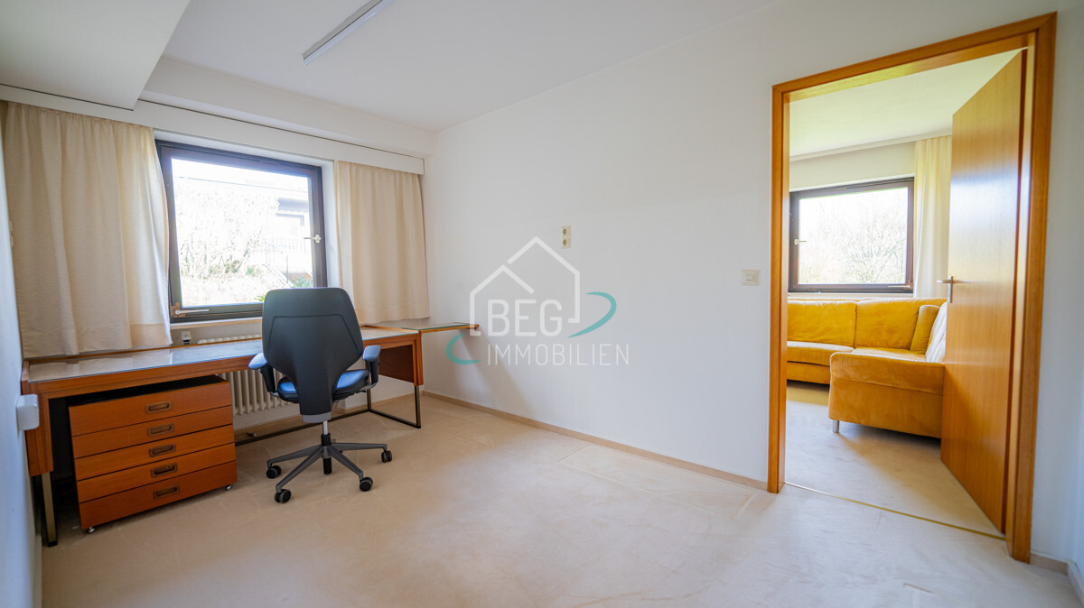 Büro UG