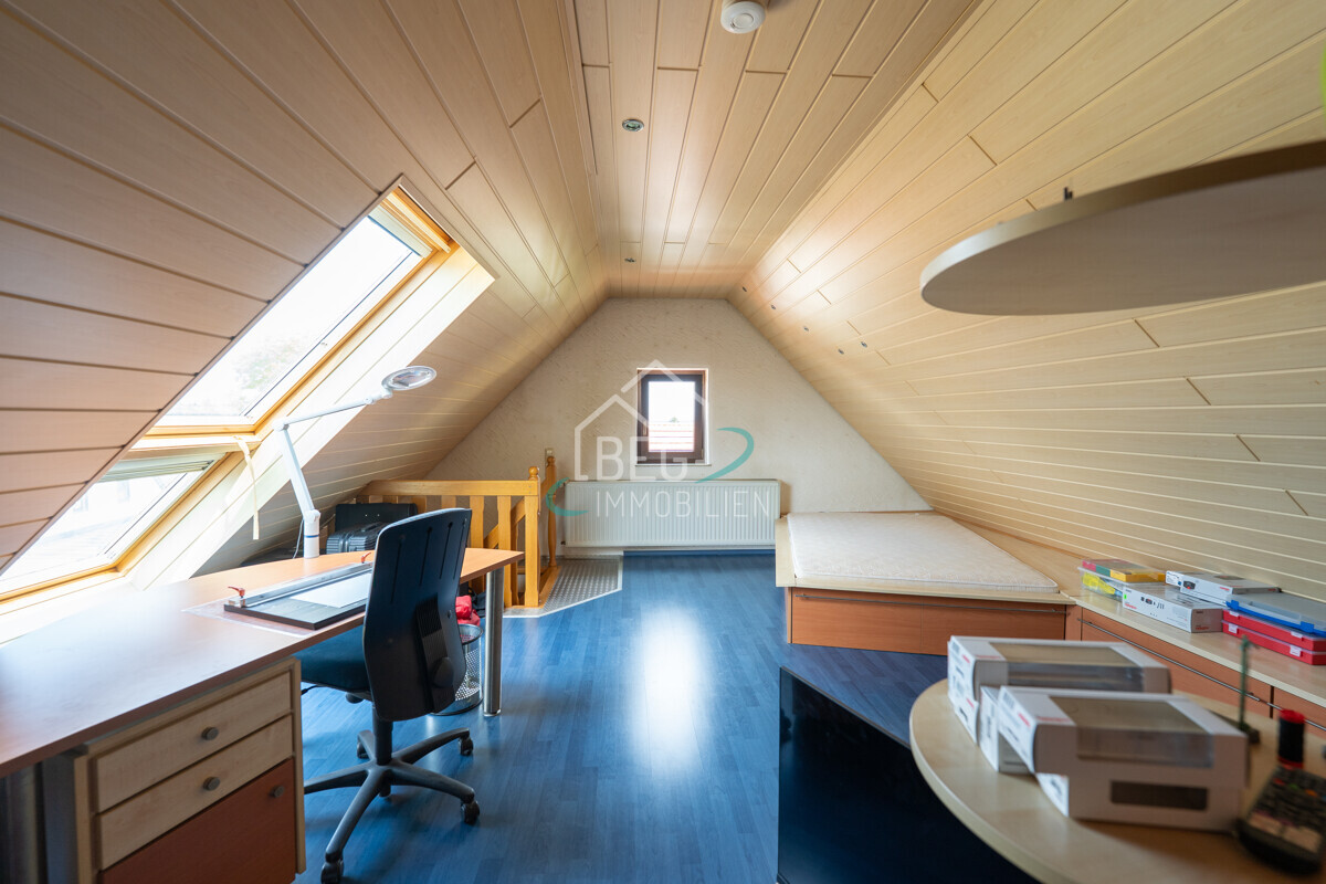 Zimmer Spitzboden