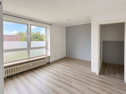 Wohn- und Schlafzimmer