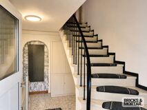 Viel Platz, viele Möglichkeiten: 7-Zimmer-Haus mit Garten & Ausbaupotenzial – Bild 2