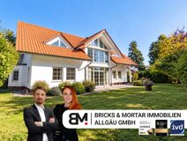 Mehr Raum. Mehr Freiheit. Mehr Zuhause. – Hochwertiges Zweifamilienhaus in Apfeltrach – Bild 1