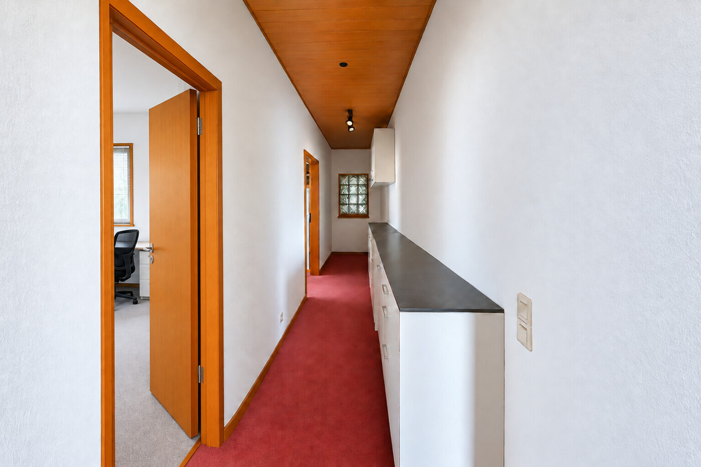 Büro II - Flur