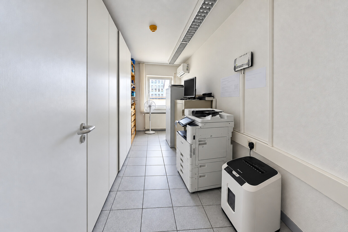 Bürobereich – Druck- und Archivraum