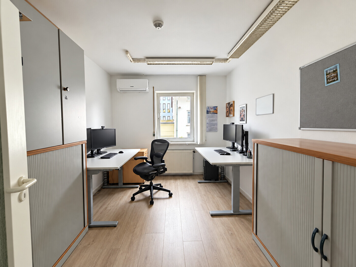 Mehrpersonenbüro II