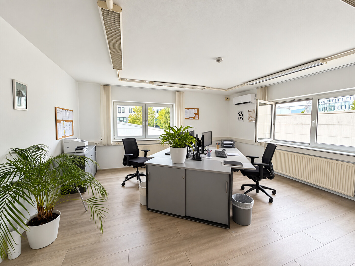Mehrpersonenbüro III