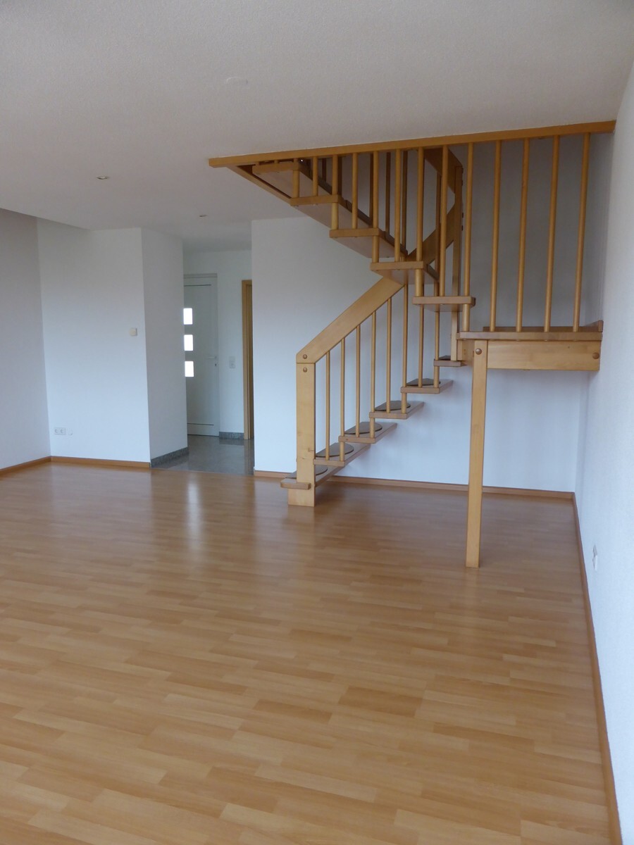 Lichtdurchflutetes und größzügiges  Wohnzimmer