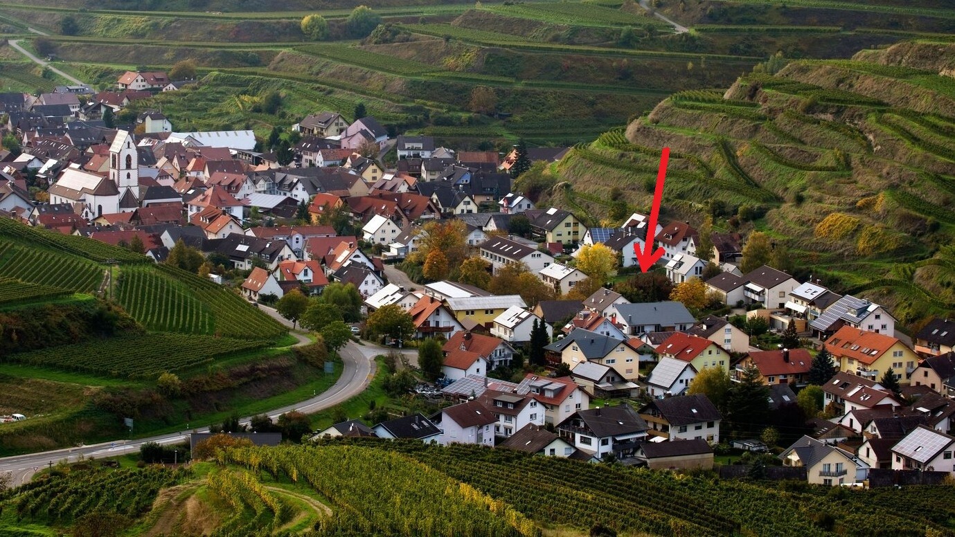 Hervorragende Lage im Ort