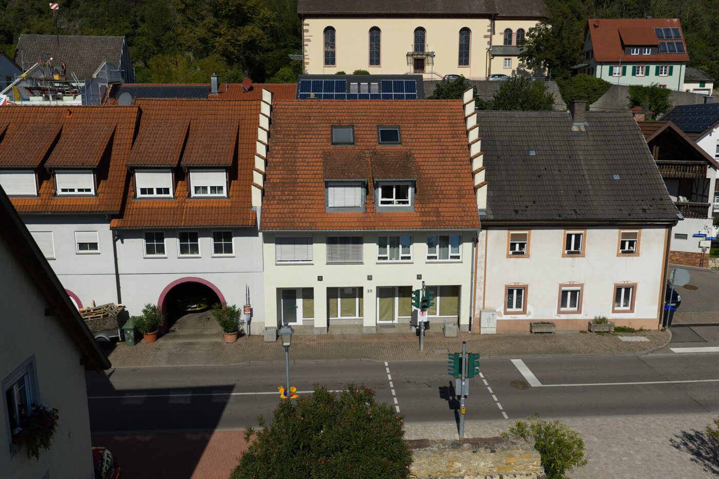 Charmantes Mehrfamilienhaus
