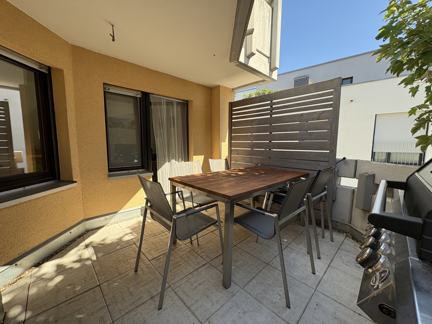 Balkon vor dem Wohnzimmer