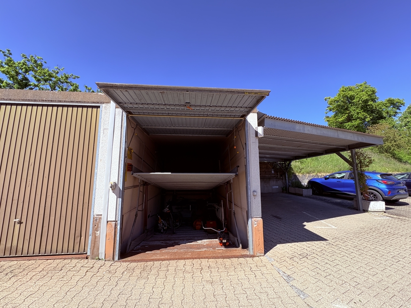 Garage