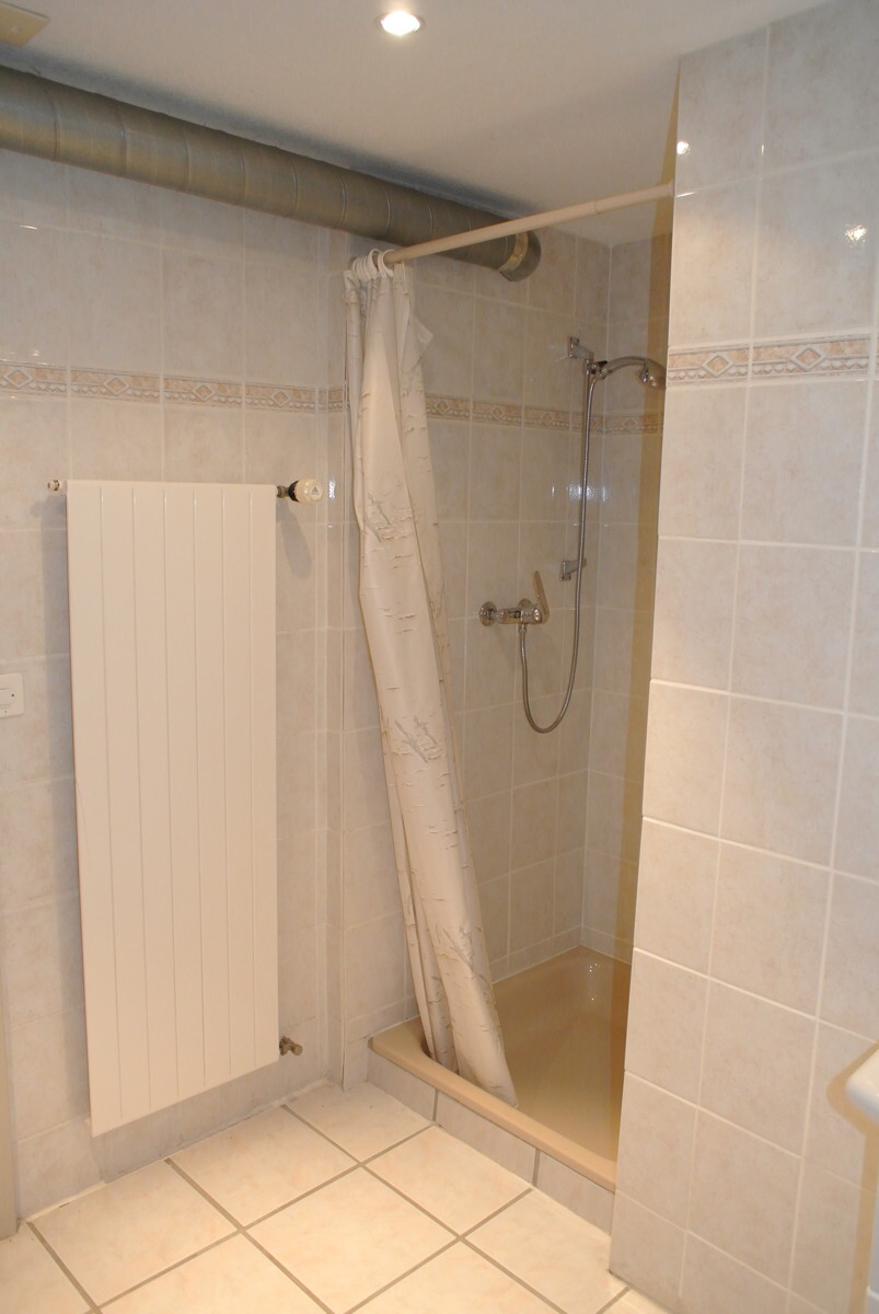Dusche EG