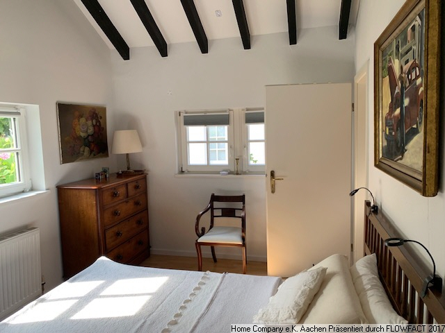 Brand: Schick möbl. Fachwerkhäuschen in denkmalgesch. Hof, m. Terrasse + Stellplatz - Photo 5