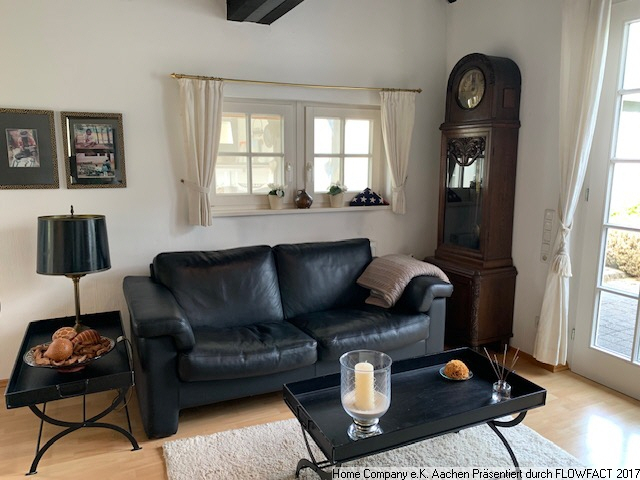 Brand: Schick möbl. Fachwerkhäuschen in denkmalgesch. Hof, m. Terrasse + Stellplatz - Photo 2