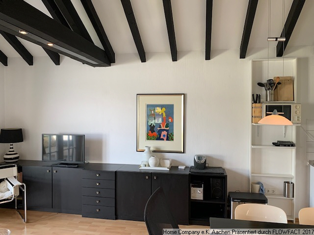 Brand: Schick möbl. Fachwerkhäuschen in denkmalgesch. Hof, m. Terrasse + Stellplatz - Photo 3