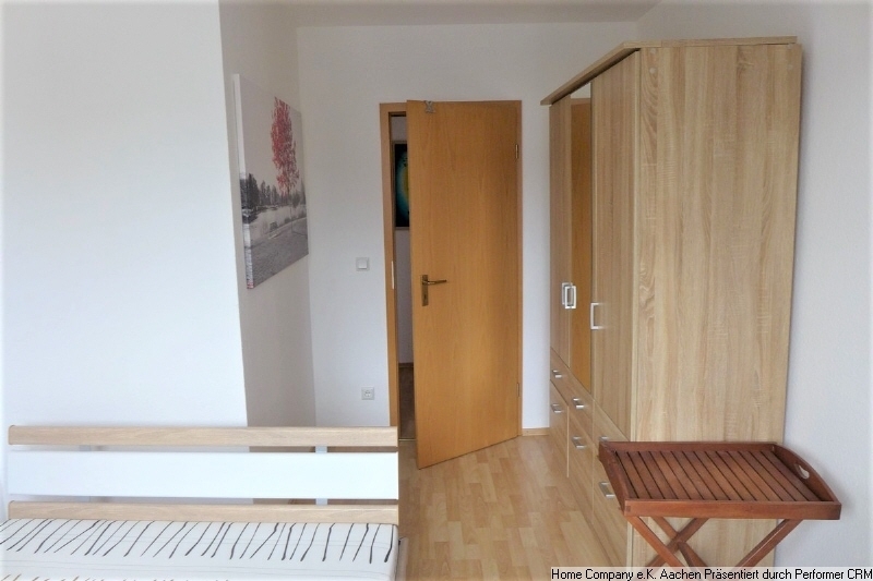 Gemütlich möblierte 3 Zimmerwohnung mit Balkon und Stellplatz - Photo 4