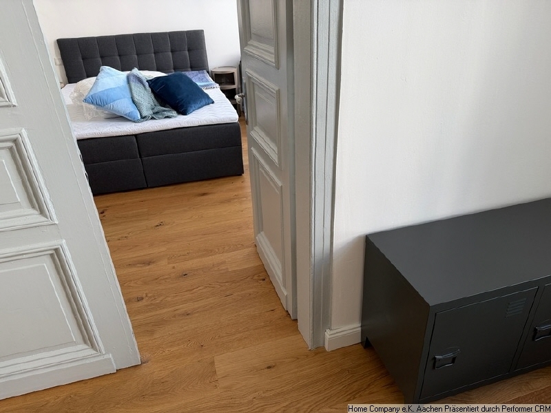 Aachen-City: Modern möbl., komfortable 2,5 Zi.-Whng. in zentr. u. ruhiger Lage - Photo 5