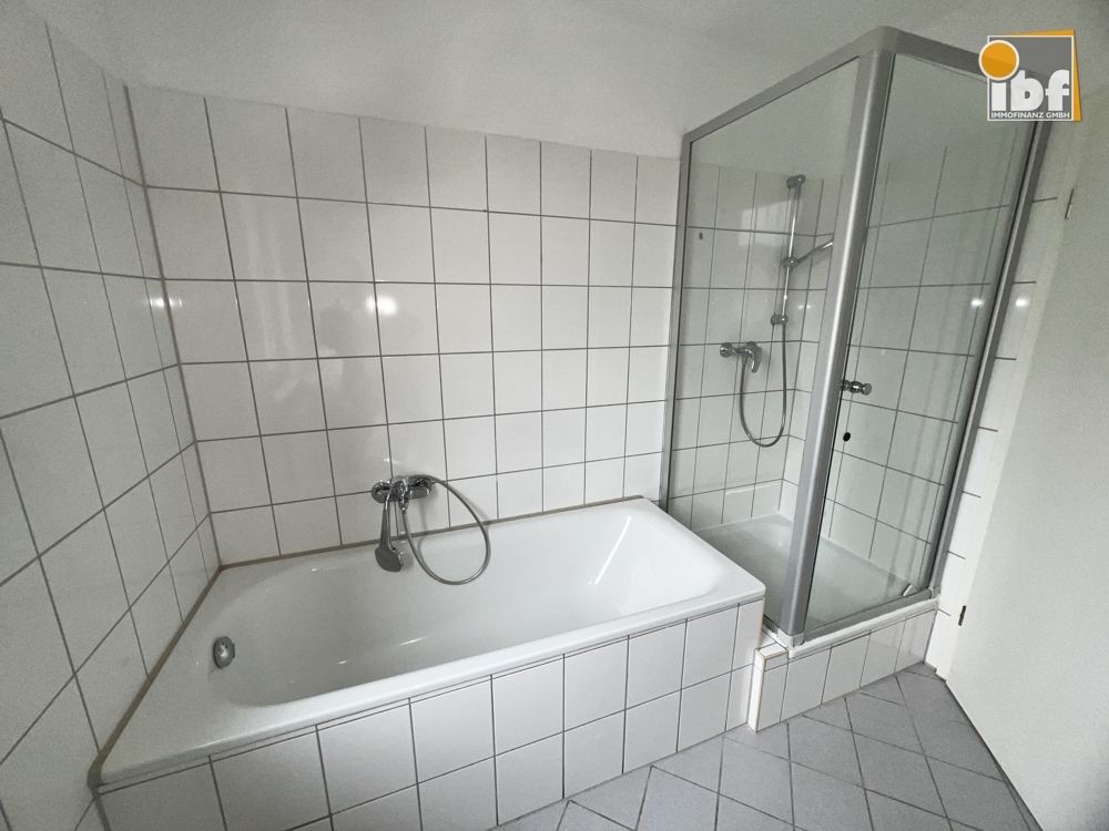 +++ IBF Immo +++ Geräumige 3 ZKDB Wohnung mit Balkon und PKW Stellplatz in Stolberg - Münsterbusch! - Photo 5