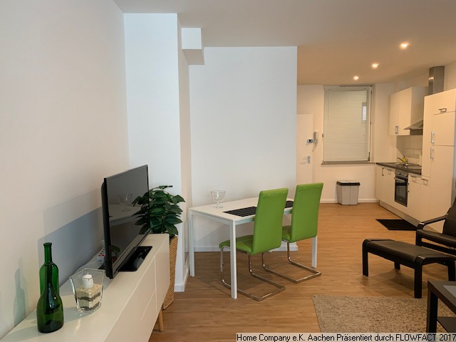 Am Zentrum: Mod. möbl., großzüg. Appartment mit Stellplatz, all incl. - Photo 3