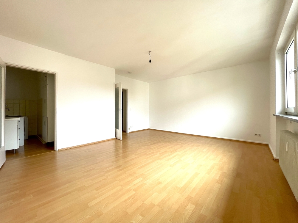 Schöne 1-Zimmer-Wohnung mit Küche in zentraler Lage in Frankfurt-Bornheim in der Nähe vom REWE Markt - Photo 1