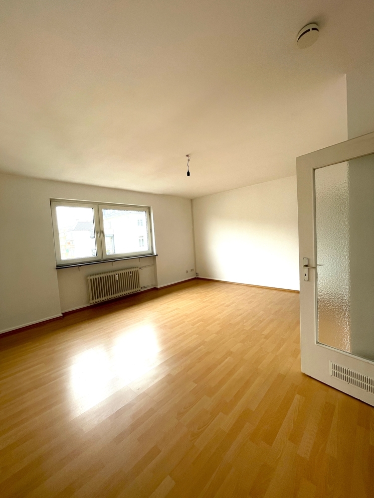 Schöne 1-Zimmer-Wohnung mit Küche in zentraler Lage in Frankfurt-Bornheim in der Nähe vom REWE Markt - Photo 4