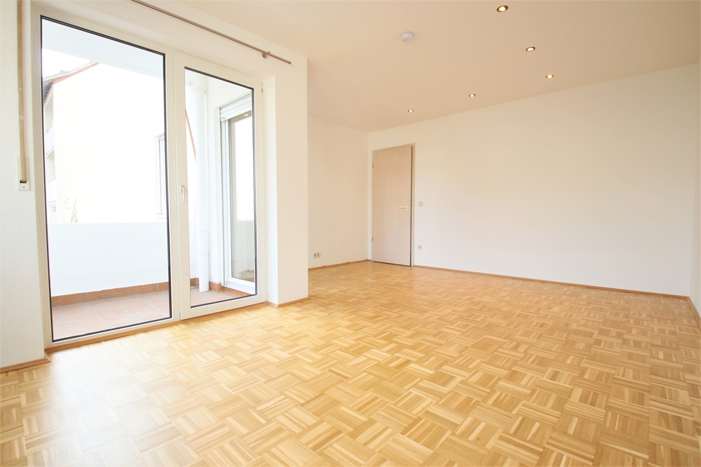 Großzügige 4-Zimmer-Wohnung mit zwei Balkonen in Darmstadt / Mitte - Photo 3