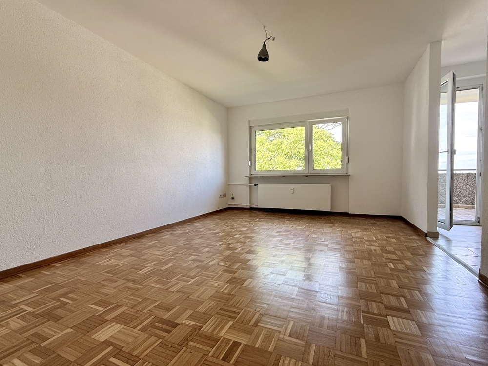 Großzügige 2-Zimmer-Wohnung mit Balkon, Stellplatz und Einbauküche in ruhiger Wohnlage von Griesheim - Photo 1
