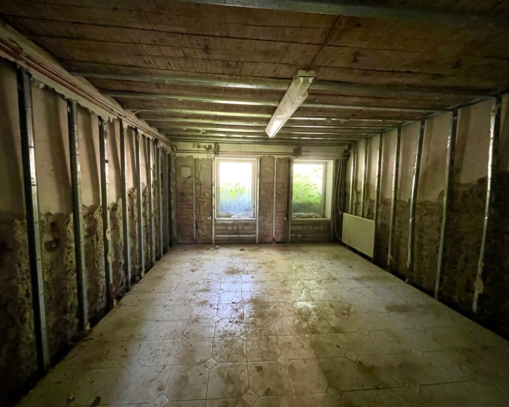 Zimmer Souterrain