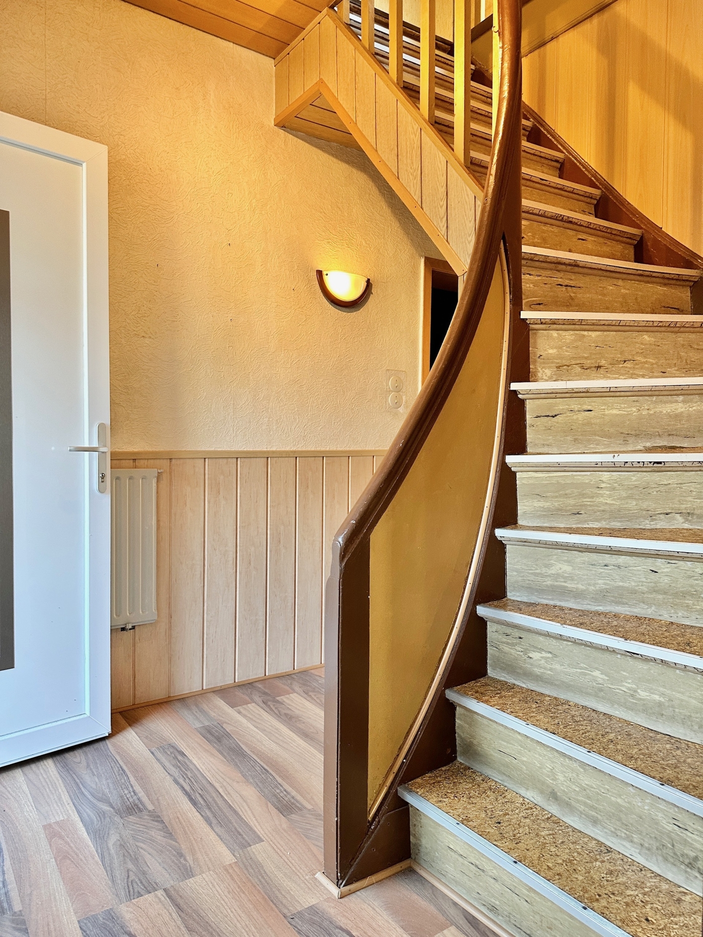 Treppe ins DG