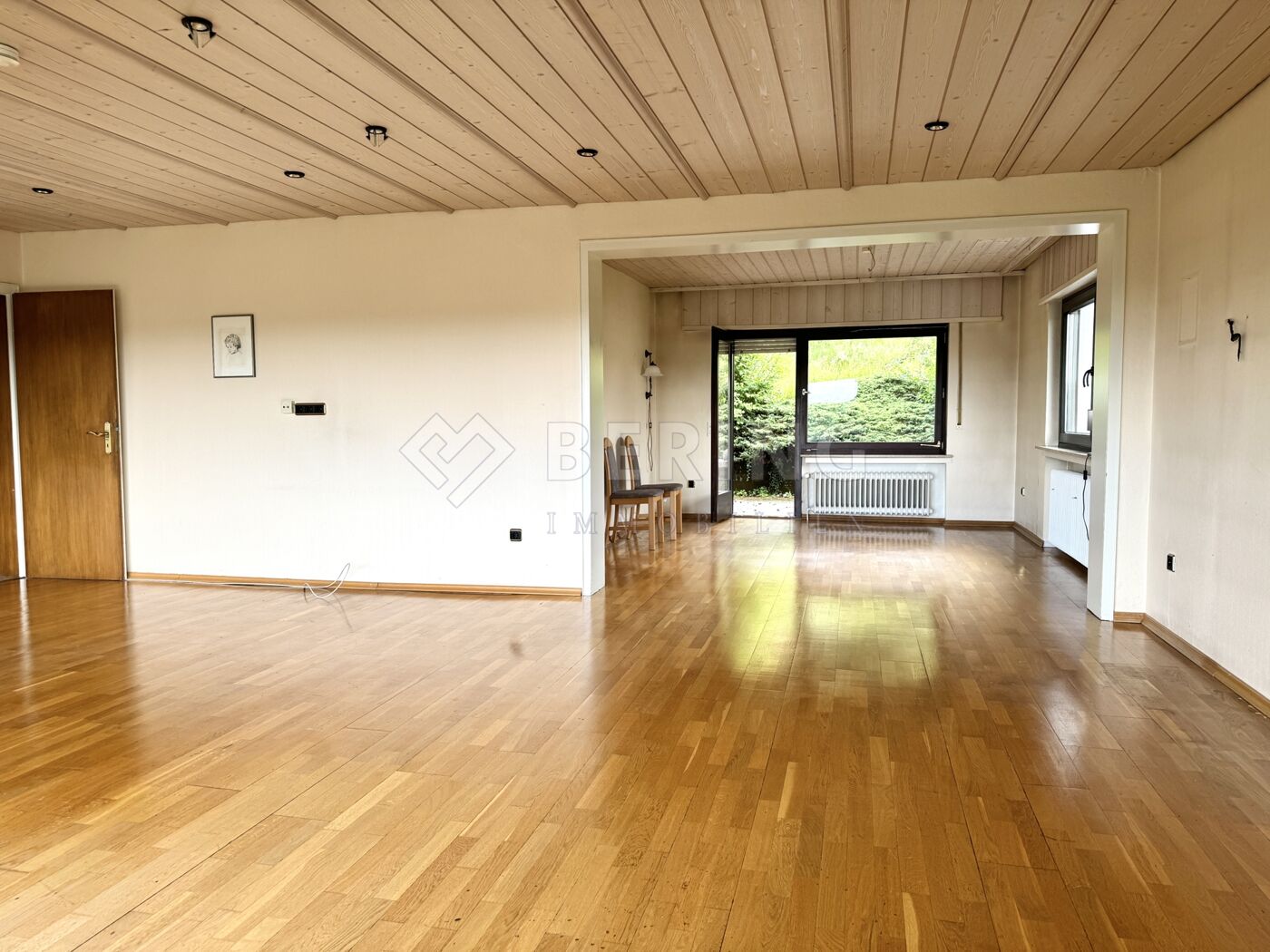Großes Wohnzimmer