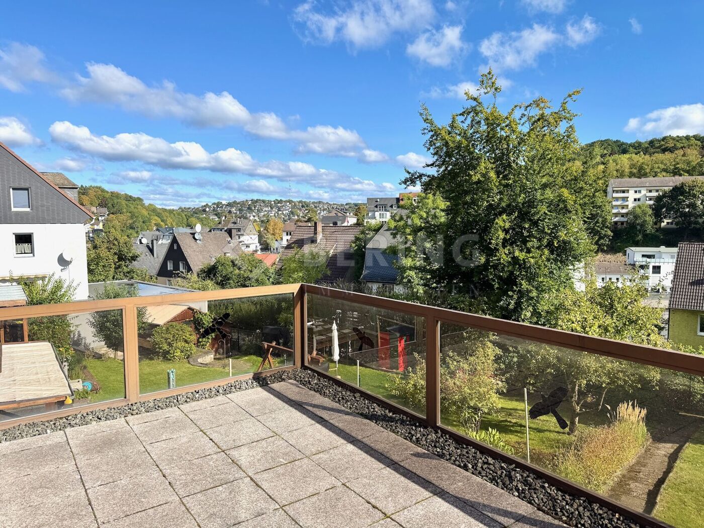 mit Balkon-Terrasse