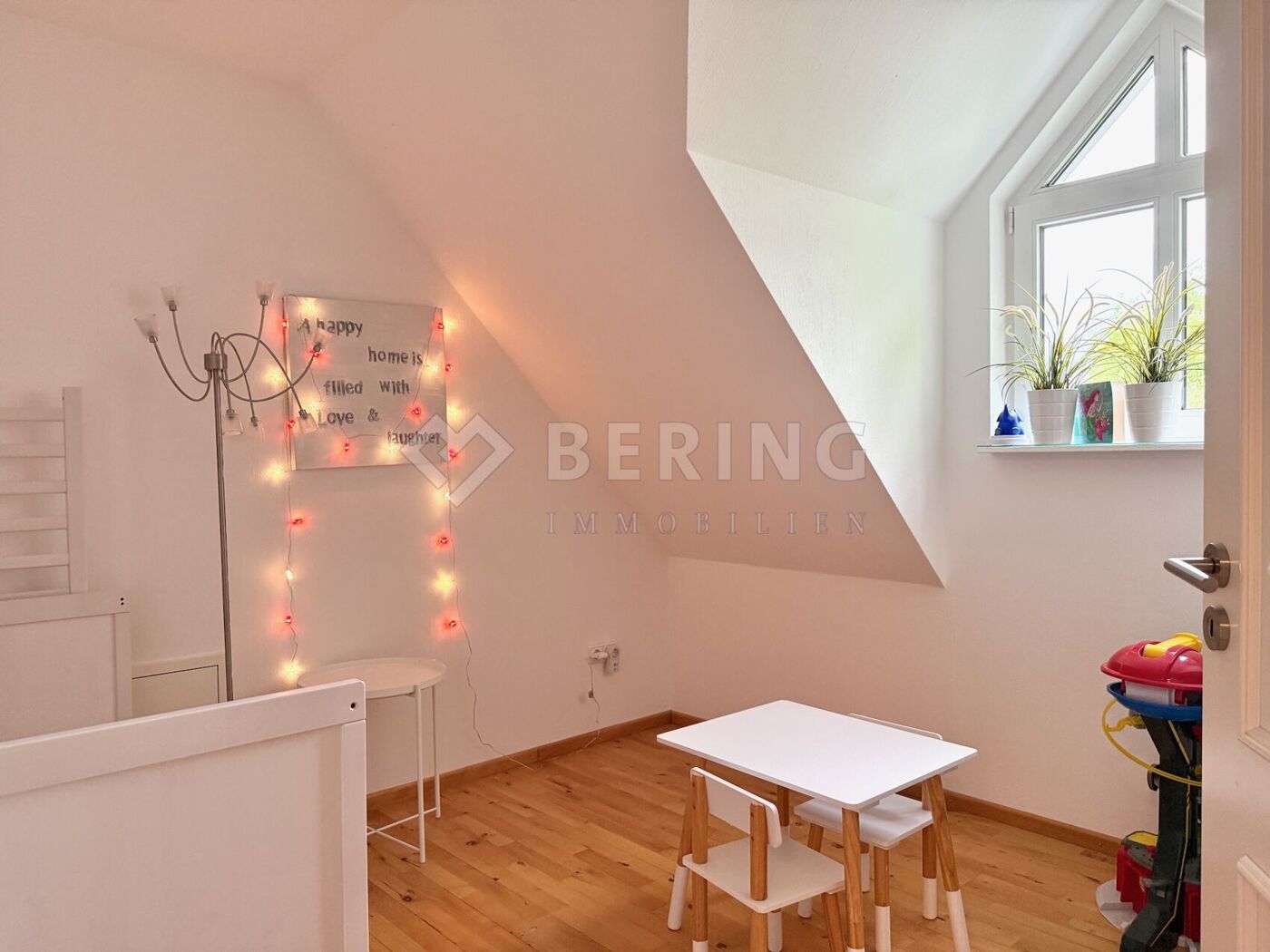 Zimmer 3 / Büro