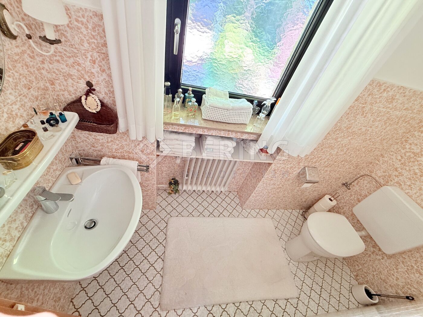 Separates WC