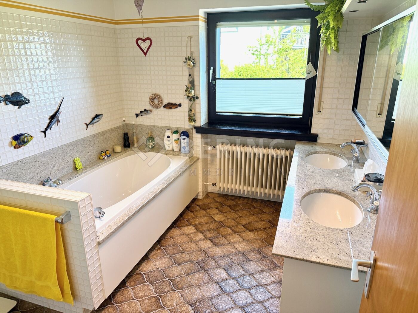 Hauptbadezimmer