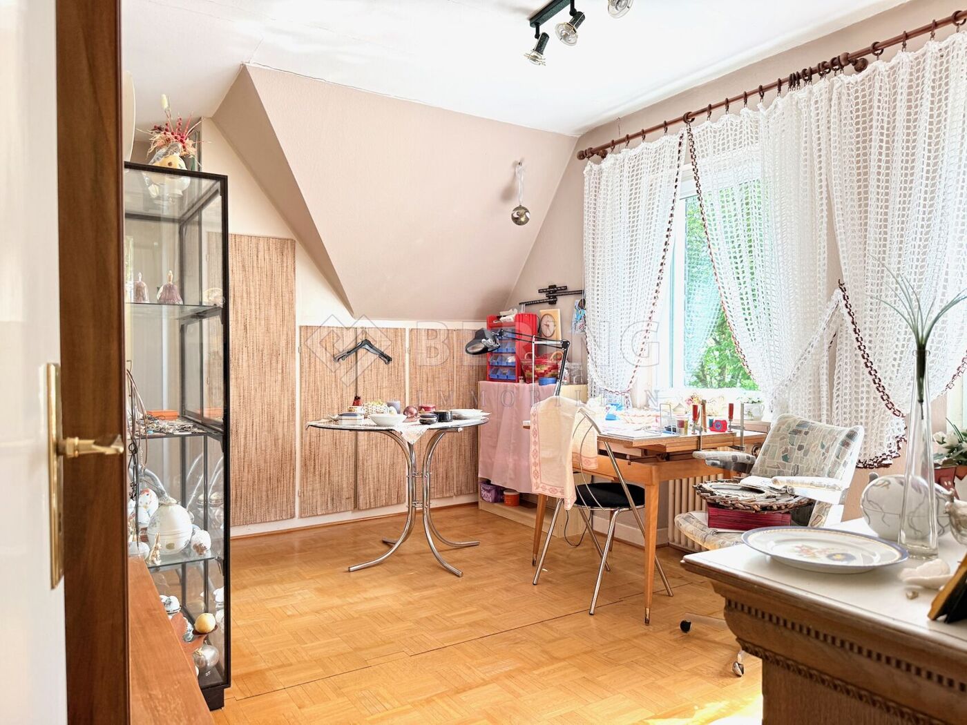Zimmer 5