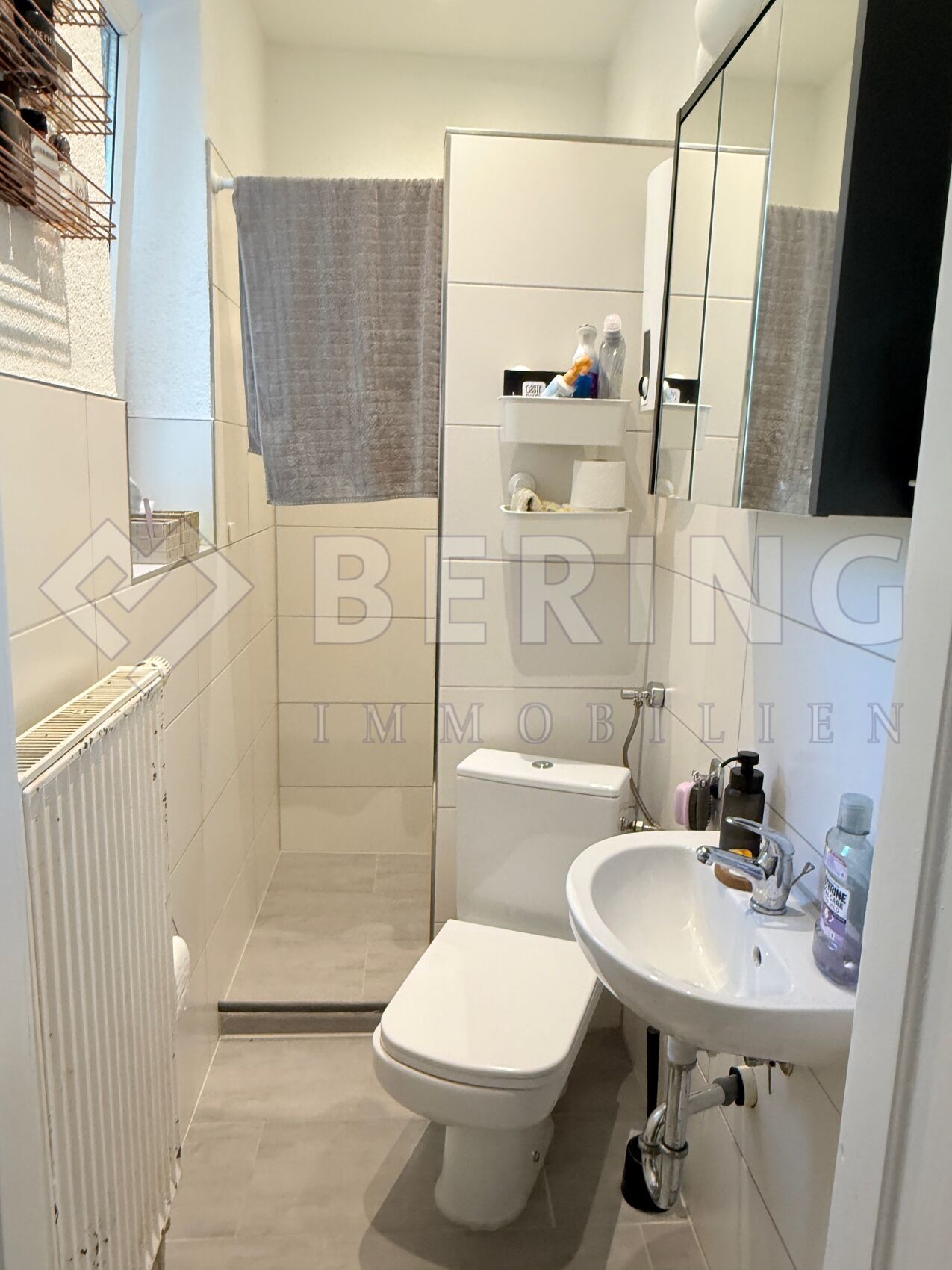 WE 1: Modernisiertes Badezimmer