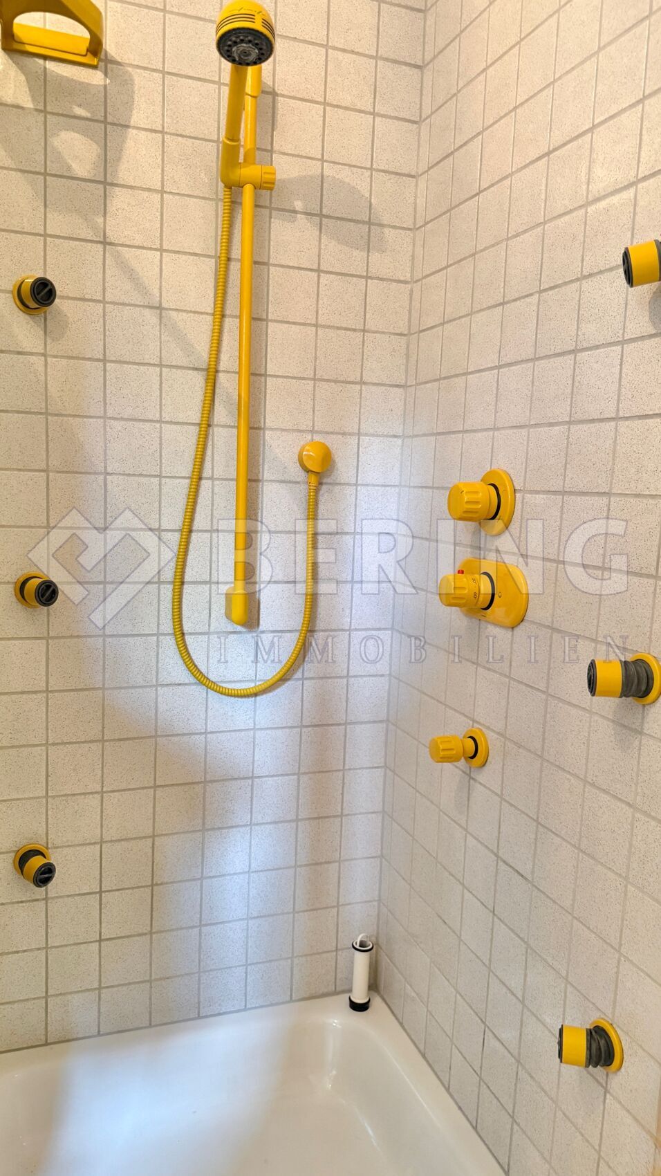mit Dusche