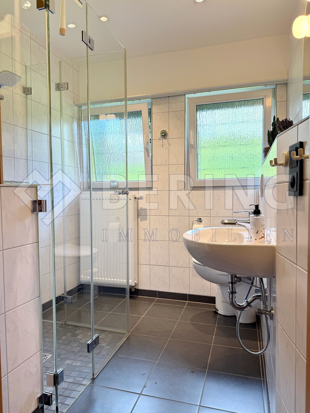 Badezimmer im EG 