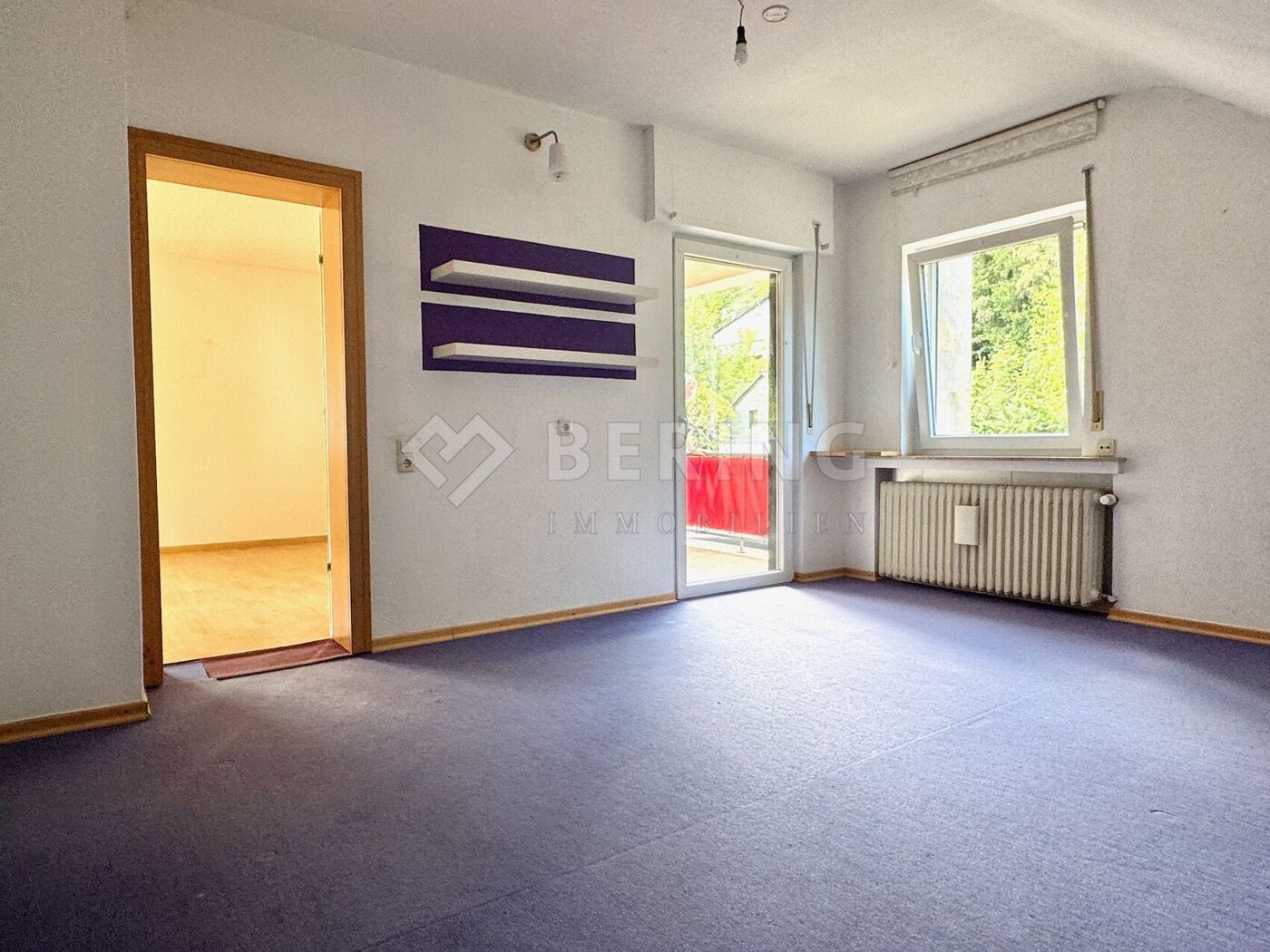 Durchgang zum Ankleidezimmer/ Homeoffice