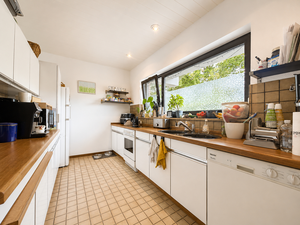Wohnen mit Weitblick / 135 qm Maisonette, Sonnenterrasse & 2 Garagen... - Photo 4