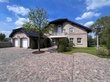Die Landhaus-Villa...
