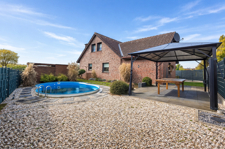 2EB2CA2D-E8EE-44C7-9DF7-F8096B43A4C1