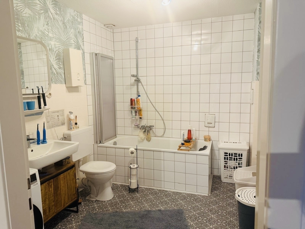 Großzügige Dachgeschoss-Wohnung mit viel Platz und Gartennutzung in Viersen-Dülken... - Photo 3