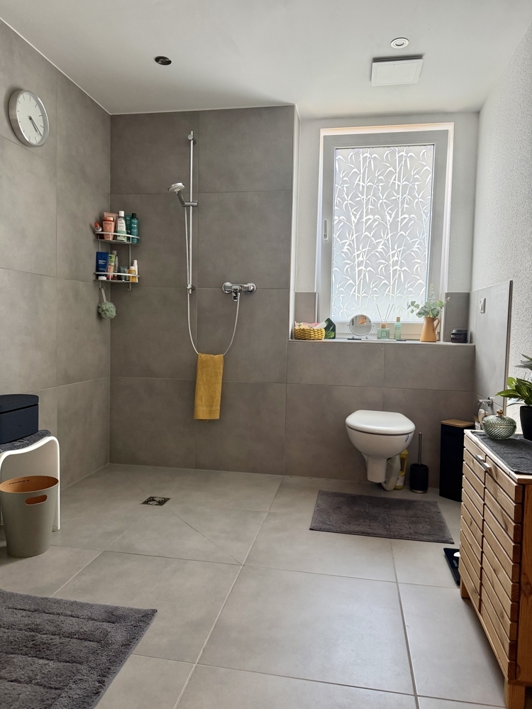 Helle 2-Zimmer-Wohnung + 2 Balkone + Aufzug + PKW-Stellplatz... - Photo 5