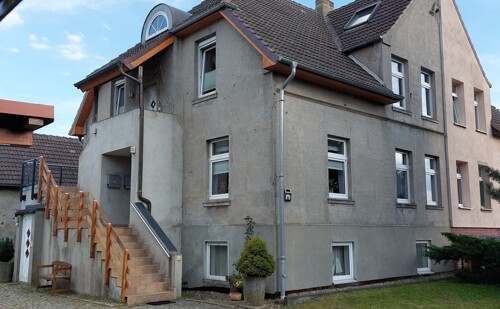 Doppelhaushälfte mit 3 Wohneinheiten