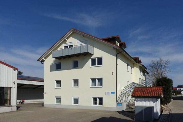 03_BI_SW 8-Bürogebäude-Südansicht