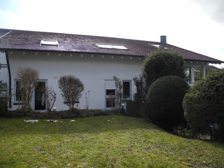 Das exquisite Einfamilienhaus mit herrlichem Weitblick, weitläufigem Garten und grosser Terrasse